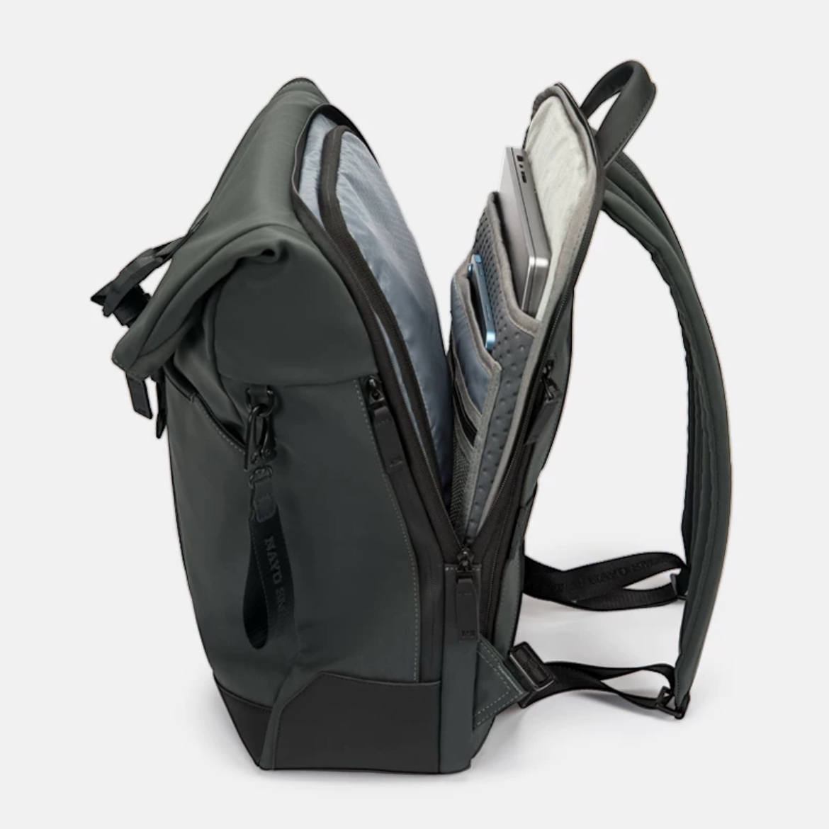 Multifunctional delivery backpack
