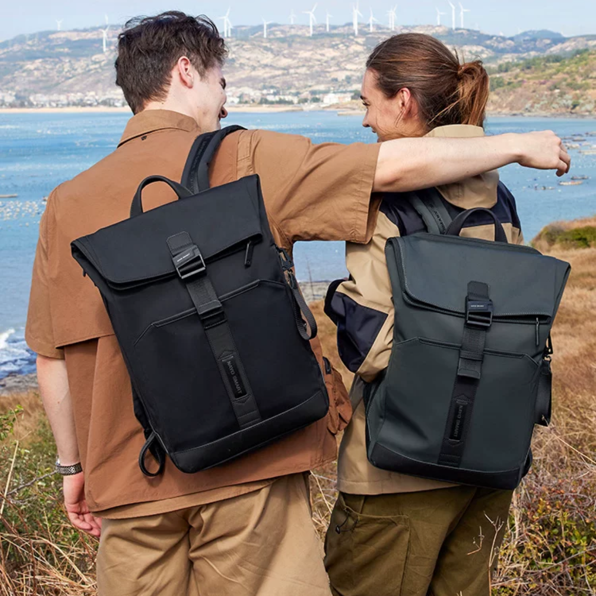 Multifunctional delivery backpack